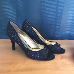 These heels match everything